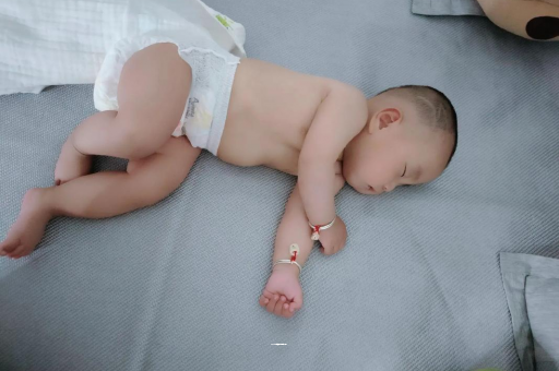 龙海宝宝发烧可以喝牛奶吗